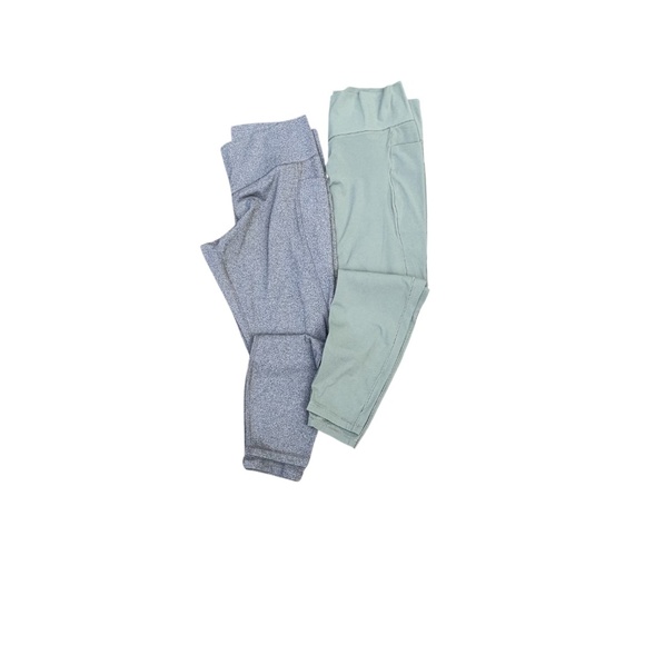 Members Mark Set Of Two Woman's Leggings, Size XXL Gray and Green - Picture 2 of 4